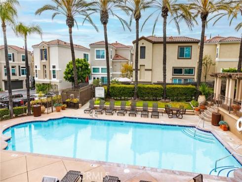 80 Montana Del Lago Drive, Rancho Santa Margarita, CA