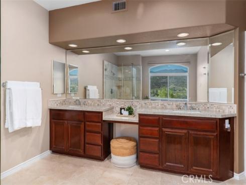 10 Thorn Oak , Rancho Santa Margarita, CA