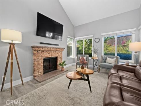18 Las Piedras , Rancho Santa Margarita, CA