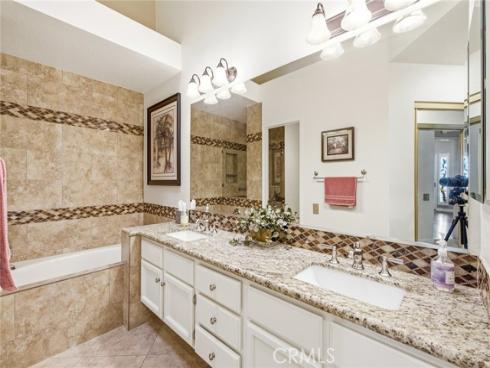 11 Calle Katrina , Rancho Santa Margarita, CA