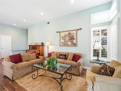 11 Calle Katrina , Rancho Santa Margarita, CA