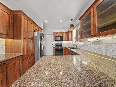 17 Calle De Los Ninos , Rancho Santa Margarita, CA