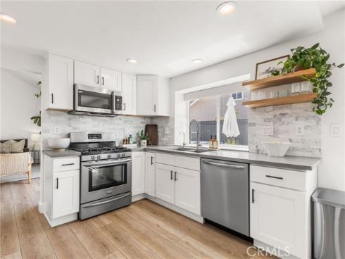 16  Calle Larspur  , Rancho Santa Margarita, CA
