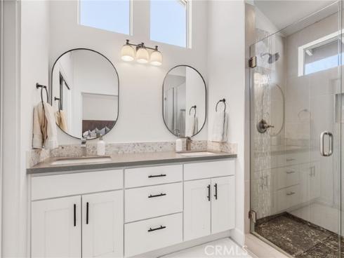 16  Calle Larspur  , Rancho Santa Margarita, CA