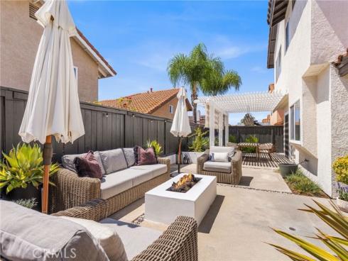 16  Calle Larspur  , Rancho Santa Margarita, CA