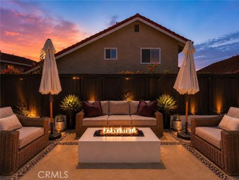 16  Calle Larspur  , Rancho Santa Margarita, CA