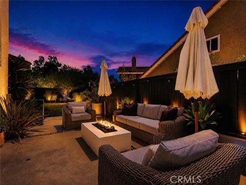 16  Calle Larspur  , Rancho Santa Margarita, CA