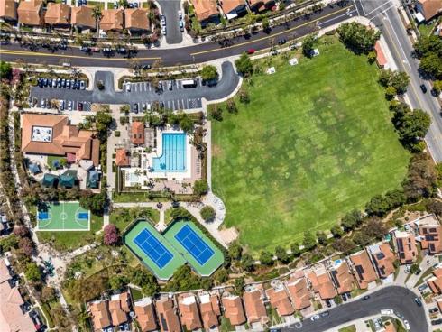 16  Calle Larspur  , Rancho Santa Margarita, CA