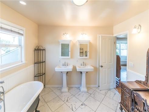 3461  Yellowtail   Drive, Rossmoor, CA