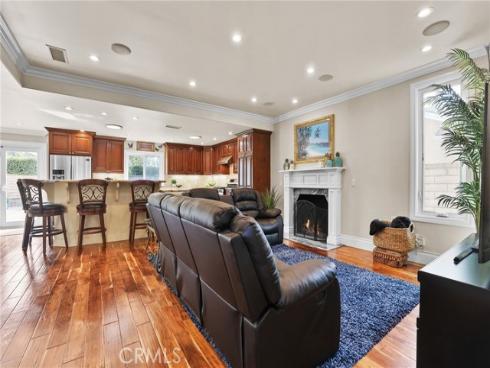 2682 Oak Knoll Drive, Rossmoor, CA