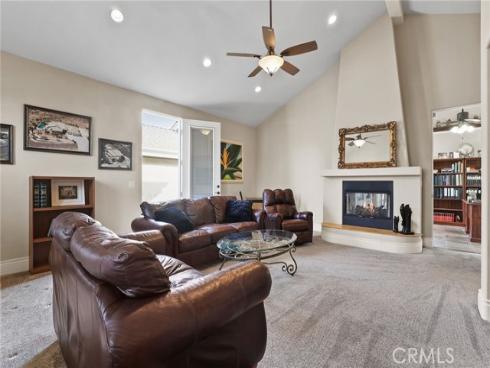 2682 Oak Knoll Drive, Rossmoor, CA