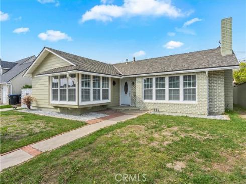 11821 Kensington Road, Rossmoor, CA