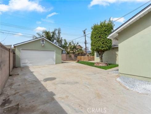 11821 Kensington Road, Rossmoor, CA