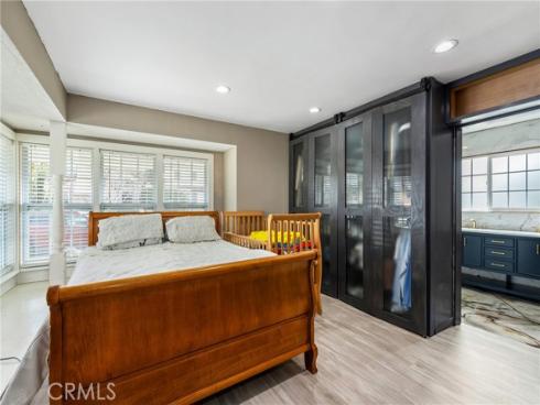 11821 Kensington Road, Rossmoor, CA