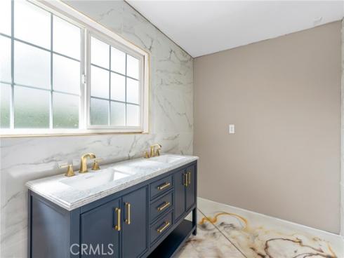 11821 Kensington Road, Rossmoor, CA