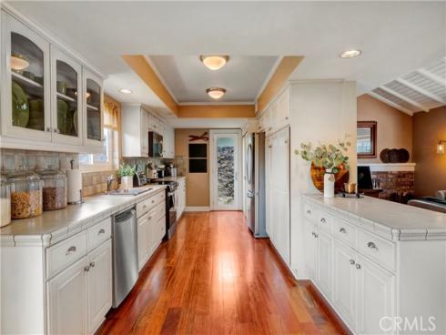 12041  Montecito   Road, Rossmoor, CA