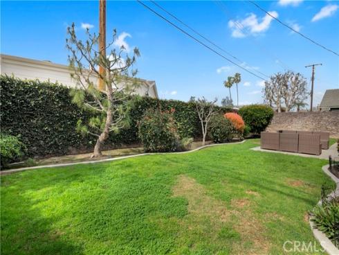 12041  Montecito   Road, Rossmoor, CA