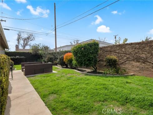 12041  Montecito   Road, Rossmoor, CA