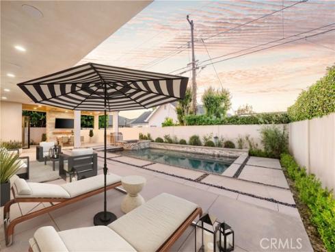 11385 Baskerville Road, Rossmoor, CA