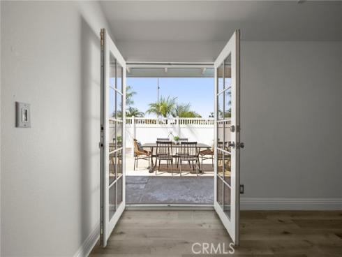 3162  Yellowtail Dr.  , Rossmoor, CA