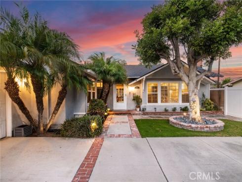 12852  Foster Road  , Rossmoor, CA