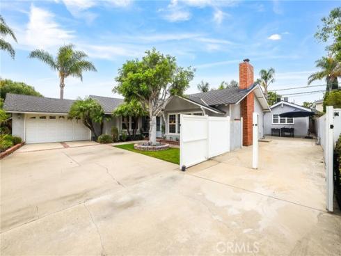 12852  Foster Road  , Rossmoor, CA