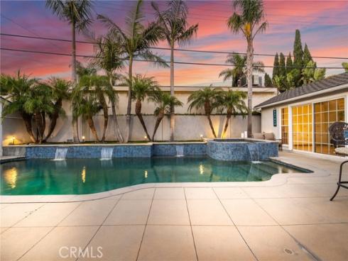 12852  Foster Road  , Rossmoor, CA