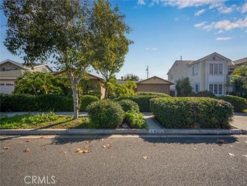 11272 Wembley Road, Rossmoor, CA