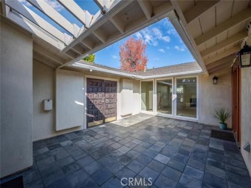 11272 Wembley Road, Rossmoor, CA