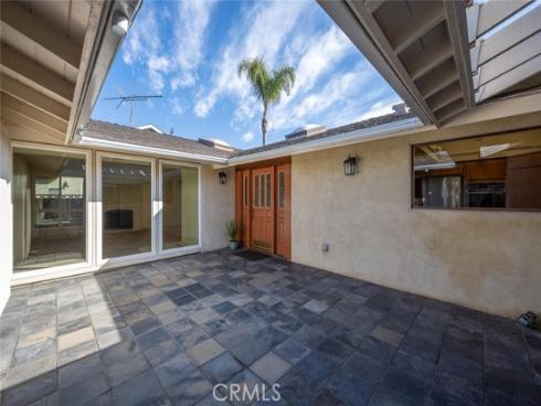 11272 Wembley Road, Rossmoor, CA