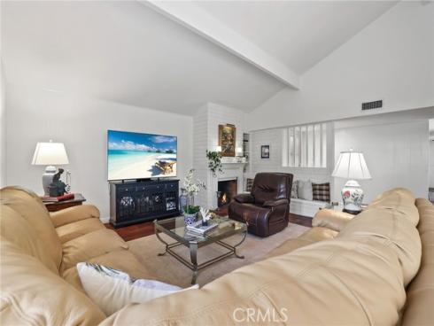 3122 Ruth Elaine Drive , Rossmoor, CA