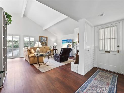 3122 Ruth Elaine Drive , Rossmoor, CA