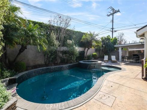 3092  Copa de Oro Drive  , Rossmoor, CA