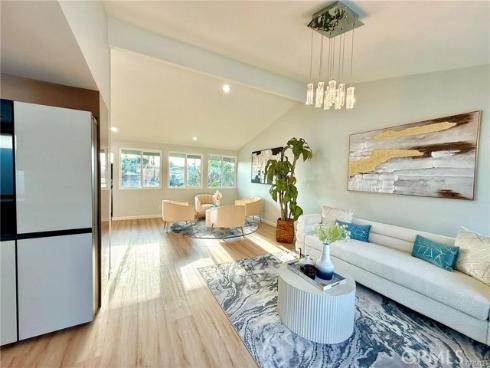 3432  Yellowtail   Drive, Rossmoor, CA