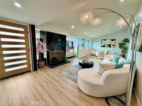 3432  Yellowtail   Drive, Rossmoor, CA