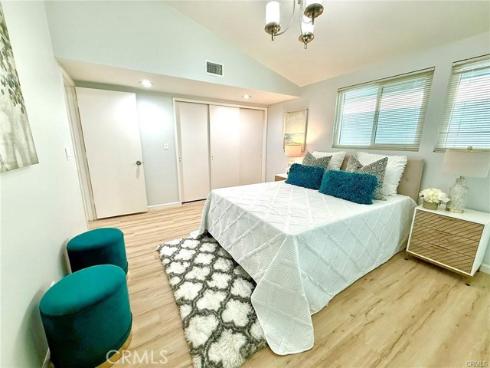 3432  Yellowtail   Drive, Rossmoor, CA