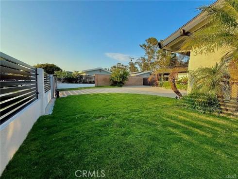 3432  Yellowtail   Drive, Rossmoor, CA