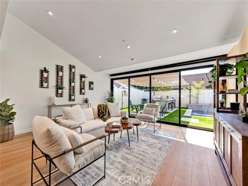 3262 Ruth Elaine , Rossmoor, CA