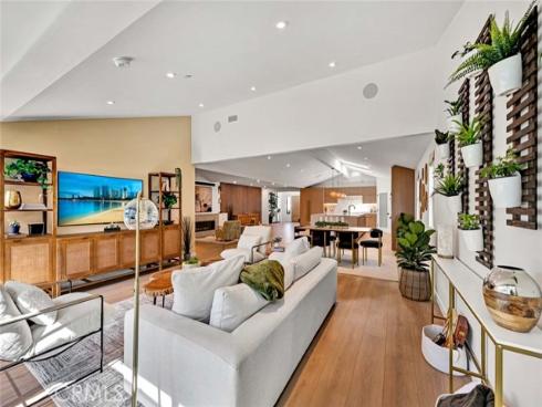 3262 Ruth Elaine , Rossmoor, CA