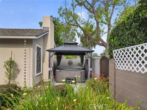 3342 Hillrose Drive , Rossmoor, CA