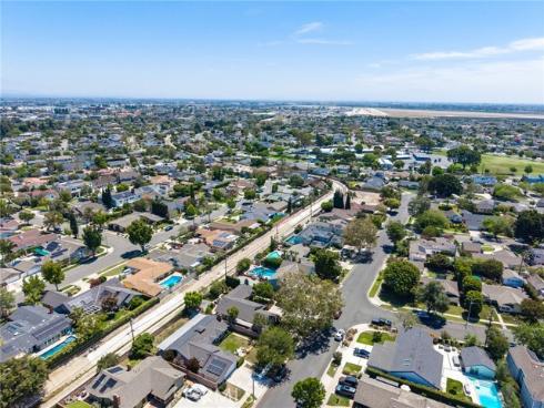 3021 Coleridge Drive , Rossmoor, CA