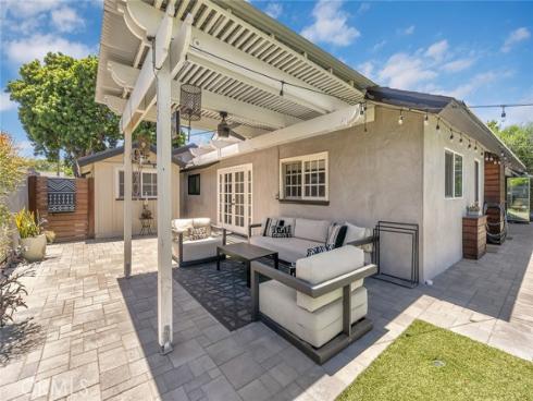 2661  Oak Knoll Drive  , Rossmoor, CA