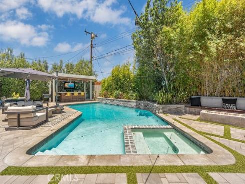 2661  Oak Knoll Drive  , Rossmoor, CA
