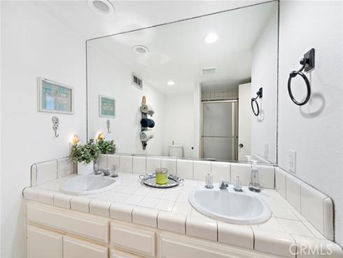 250 Avenida Lobeiro D , San Clemente, CA