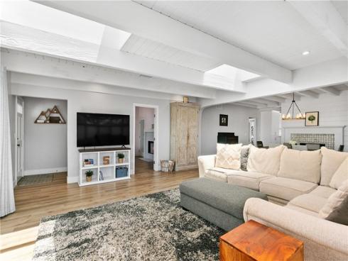 127 West Avenida De Los Lobos Marinos , San Clemente, CA