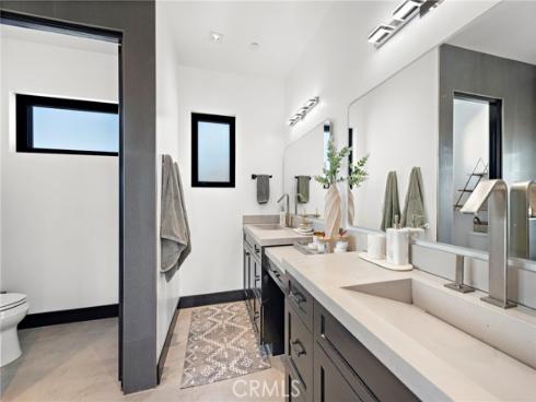 145 W Avenida Cadiz , San Clemente, CA