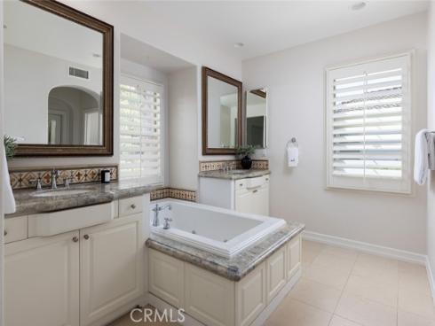 26  Via Fontibre  , San Clemente, CA