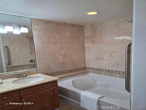 412 Arenoso 102 Lane, San Clemente, CA