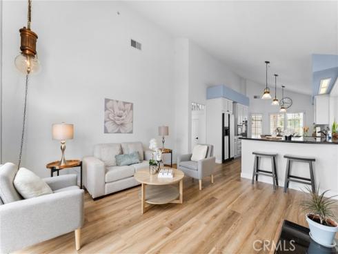 64  Camino San Jose  , San Clemente, CA