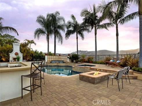 1110  Novilunio  , San Clemente, CA